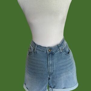 DKNY Light Wash Rolled Hem Denim Shorts